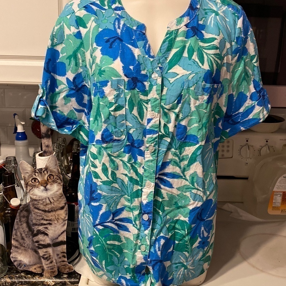 F womens Coral Bay casual floral button up plus size top 1X. Nice cond
